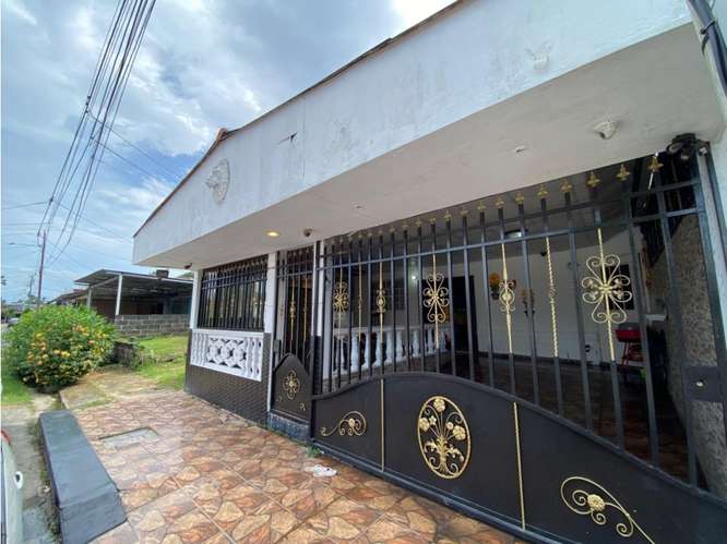 SE VENDE CASA 160M EN TOCUMEN VILLA DE LA SIESTA CON TERRAZA TECHADA
