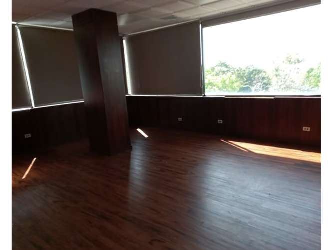 SE ALQUILA OFICINA 230M EN BALBOA PLAZA AV BALBOA VACIO PISO BAJO - Imagen 14