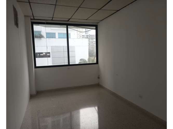 BALBOA PLAZA / AV BALBOA / DIVISIONES / 230 M2 / VACIO / PISO BAJO - Imagen 6
