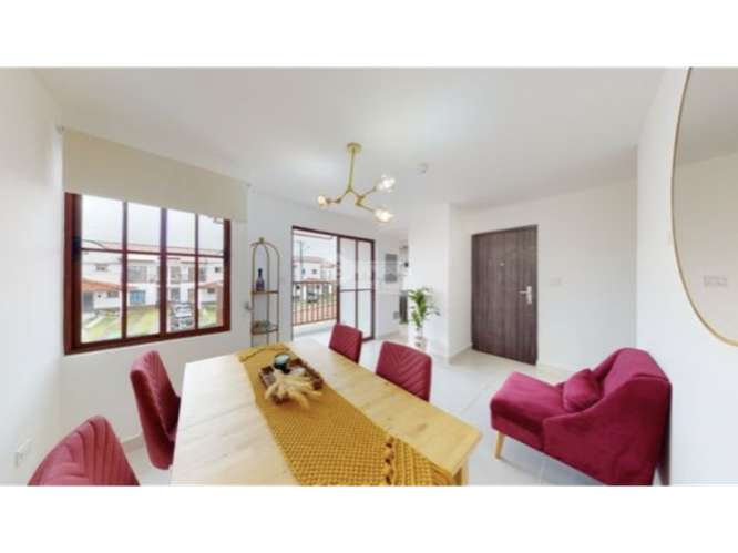 SE VENDE CASA 73M EN VILLA ZAITA RESIDENCIAL LA RESERVA CON TERRAZA