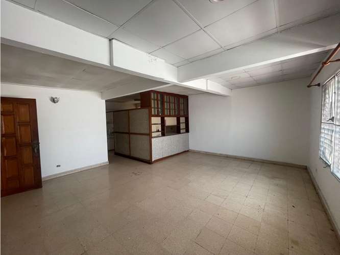 SE VENDE CASA 1000M EN SAN ANTONIO CON ANEXO INDEPENDIENTE Y TERRAZA - Imagen 4