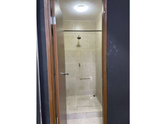 SE ALQUILA LOCAL COMERCIAL 212 M2 EN PLAZA NORTE PLANTA ALTA