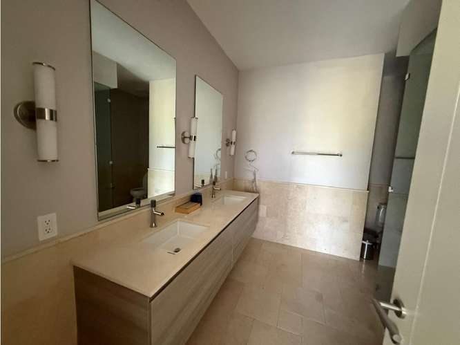 SE VENDE CASA 873M EN BUENAVENTURA OCEAN LAKES CON PISCINA Y TERRAZA - Imagen 5