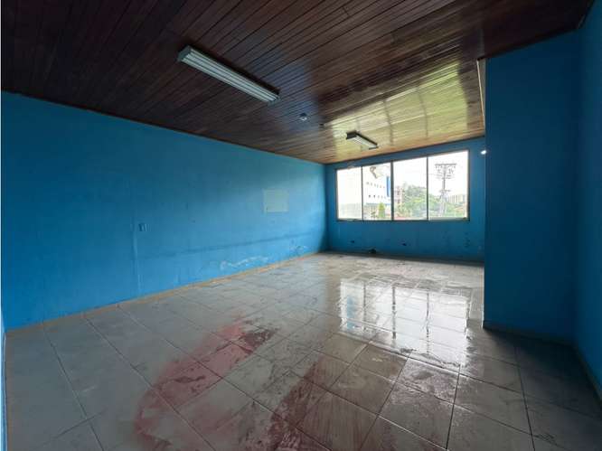 SE ALQUILA EDIFICIO BETANIA CLUB X 2,582M 3PISO IDEAL INSTITUCIONES