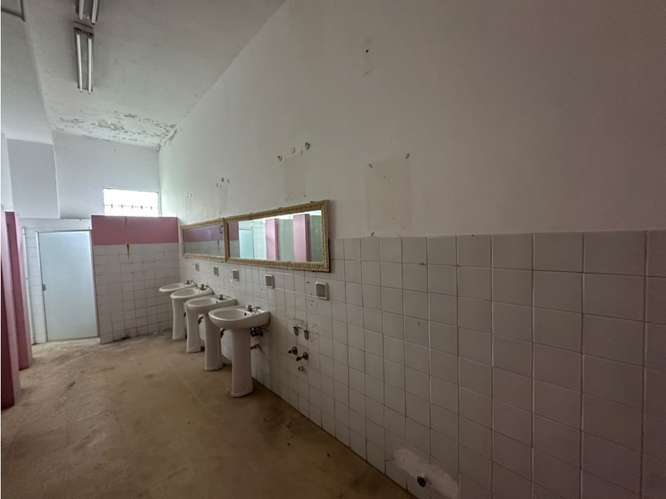 SE ALQUILA EDIFICIO BETANIA CLUB X 2,582M 3PISO IDEAL INSTITUCIONES