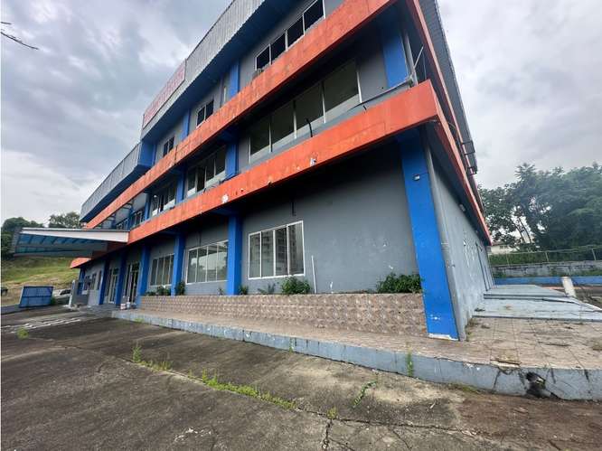 EDIFICIO / BETANIA CLUB X / 2,582M/ 3 NIVEL / IDEAL PARA INSTITUCIONES