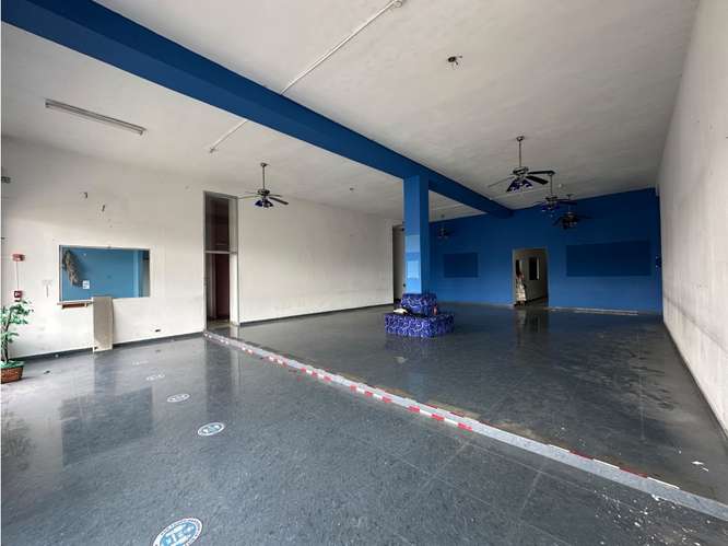 SE ALQUILA EDIFICIO BETANIA CLUB X 2,582M 3PISO IDEAL INSTITUCIONES