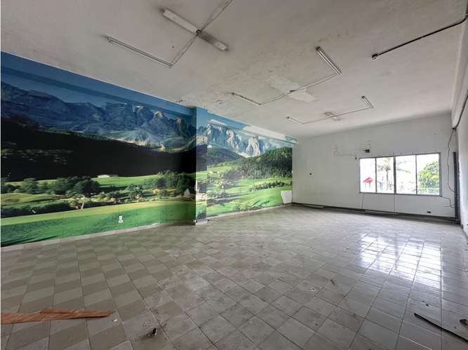 SE ALQUILA EDIFICIO BETANIA CLUB X 2,582M 3PISO IDEAL INSTITUCIONES
