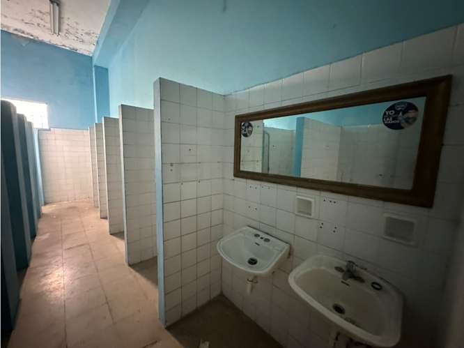 SE ALQUILA EDIFICIO BETANIA CLUB X 2,582M 3PISO IDEAL INSTITUCIONES