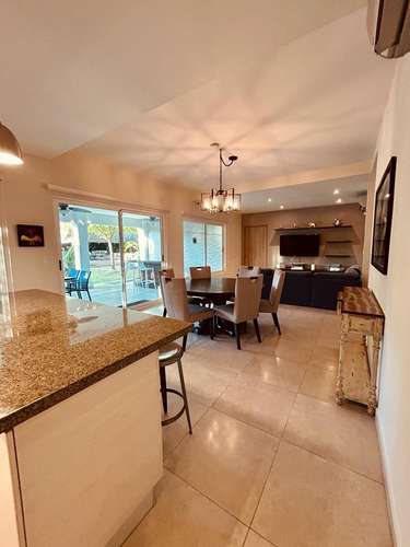 Casa en Bijao. Quarry Heights. 800mts 4r piscina $825,000.00neg - Imagen 14