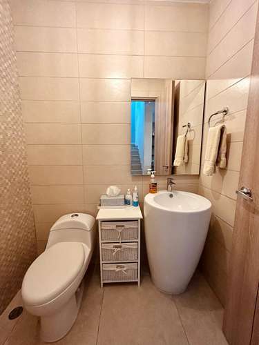 Casa en Bijao. Quarry Heights. 800mts 4r piscina $825,000.00neg - Imagen 5