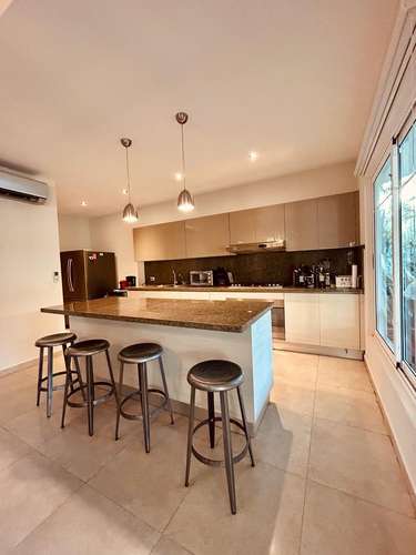 Casa en Bijao. Quarry Heights. 800mts 4r piscina $825,000.00neg - Imagen 11