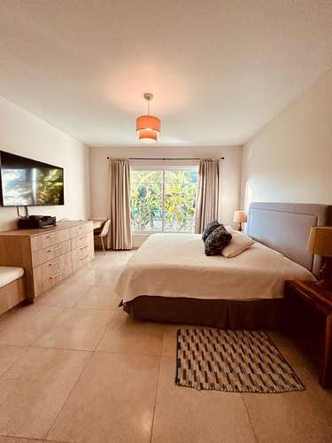 Casa en Bijao. Quarry Heights. 800mts 4r piscina $825,000.00neg - Imagen 2