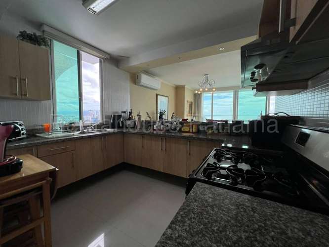 Venta de Apartamento Exclusivo en PH Prive Tower, San Francisco 27-1486GG