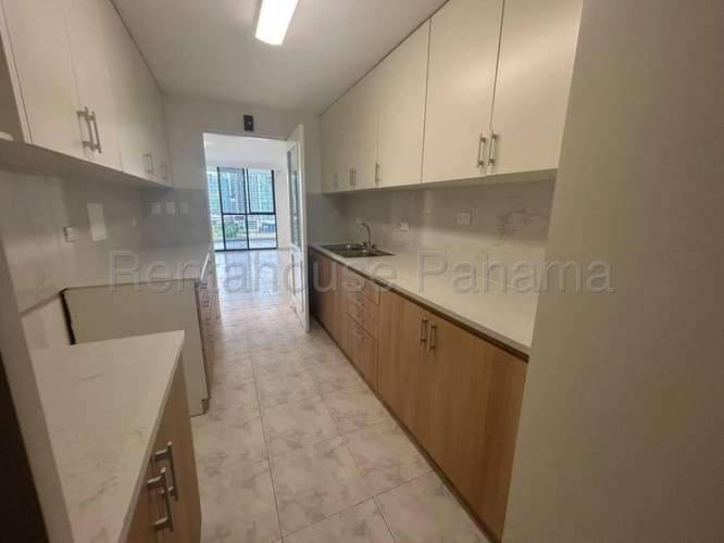 Venta de Apartamento en Paitilla, PH Perla del Pacifico 27LGG2987