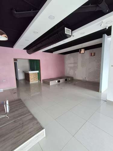 Alquilo local comercial en planta baja San Francisco  - Imagen 5