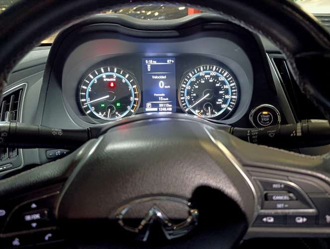 Infiniti Q60 Luxe 2020 - Imagen 7