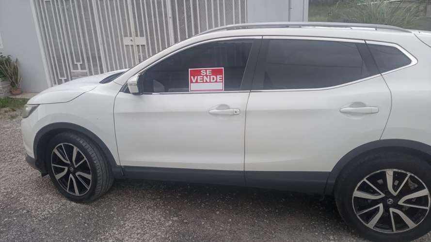 2015 Nissan qashqai  $3000  /    cell   /  Lea bien la descripciones del carro antes de chatear porfavor  - Imagen 6