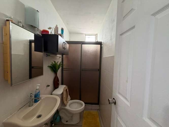 Alquiler de apartamento amoblado - Imagen 7
