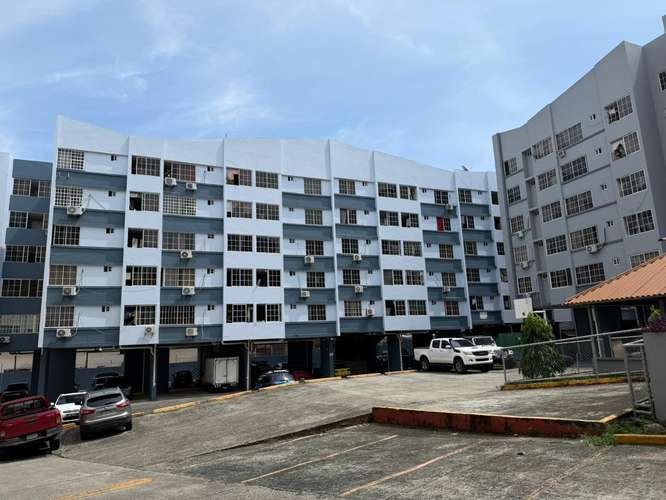 Alquiler de apartamento amoblado - Imagen 6