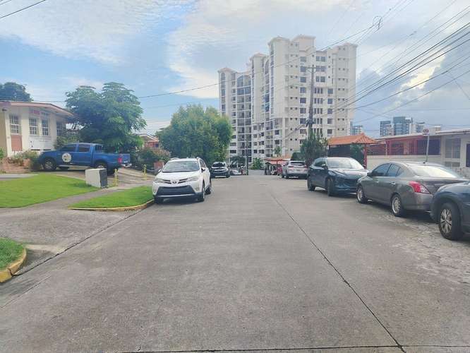 Alquilo habitación sin mueble en La Loma de Hato Pintado para una dama - Imagen 9