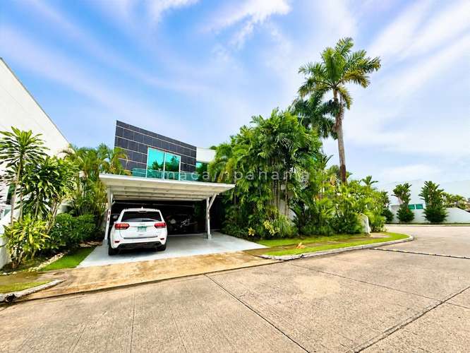 Vendo exclusiva casa de 4 recámaras en Costa Esmeralda, Costa Sur