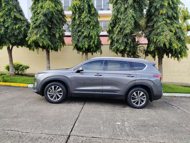 HYUNDAI SANTA FE 2019 AUTOMÁTICA ÚNICO DUEÑO NEGOCIABLE  - Imagen 11
