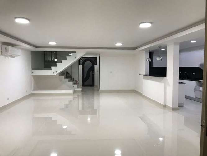 Casa en San Francisco I 4 Rec I con terraza y remodelada - Imagen 2