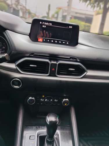 MAZDA CX5 2019 AUTOMÁTICA ÚNICO DUEÑO NEGOCIABLE  - Imagen 9