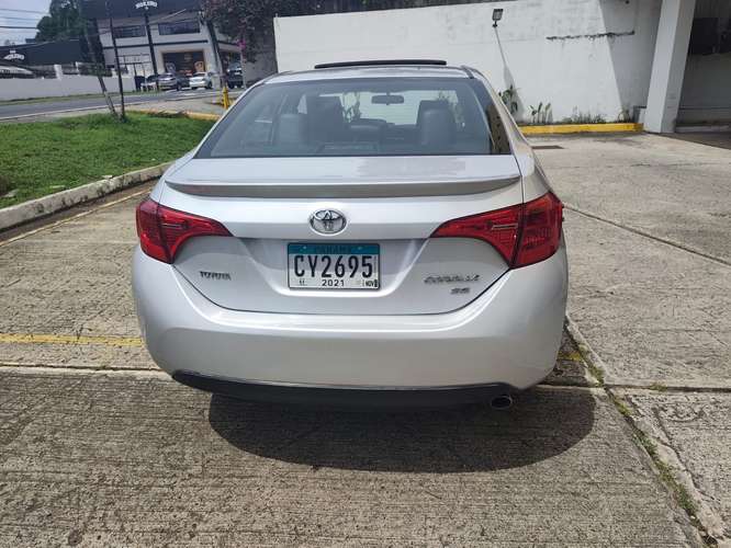 TOYOTA COROLLA 2018 AUTOMATICO - Imagen 5