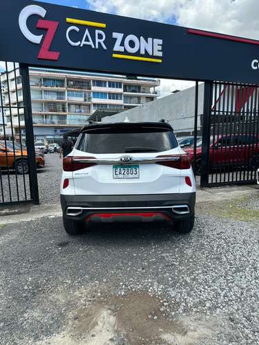 Kia Seltos 2022 - Imagen 8