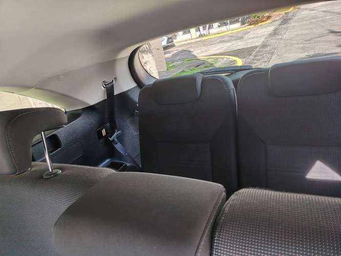 KIA SORENTO 2019 AUTOMÁTICA ÚNICO DUEÑO NEGOCIABLE  - Imagen 8