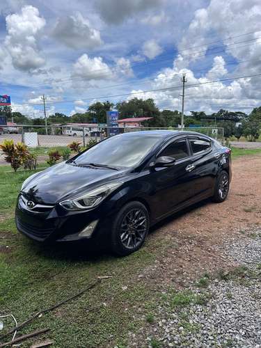 HYUNDAI ELANTRA DE 2016 negociable