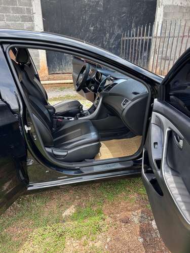 HYUNDAI ELANTRA DE 2016 negociable