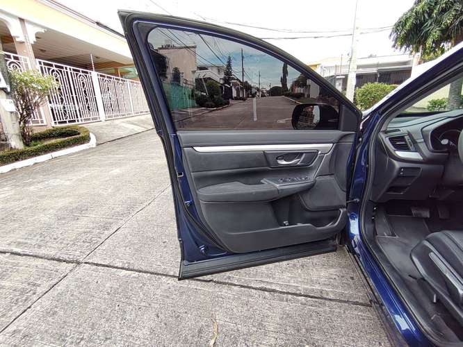 HONDA CRV 2017 AUTOMÁTICA ÚNICO DUEÑO NEGOCIABLE  - Imagen 4