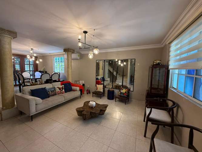 Casa en Altos de Panama residencial privado I con terraza deposito - Imagen 1