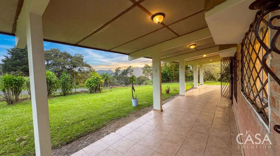 Casa de 3 Habitaciones en Venta sobre un Terreno de 1.89 Acres en Santa Fe, Veraguas - Imagen 14