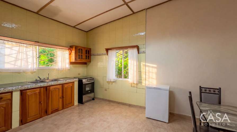 Casa de 3 Habitaciones en Venta sobre un Terreno de 1.89 Acres en Santa Fe, Veraguas - Imagen 6