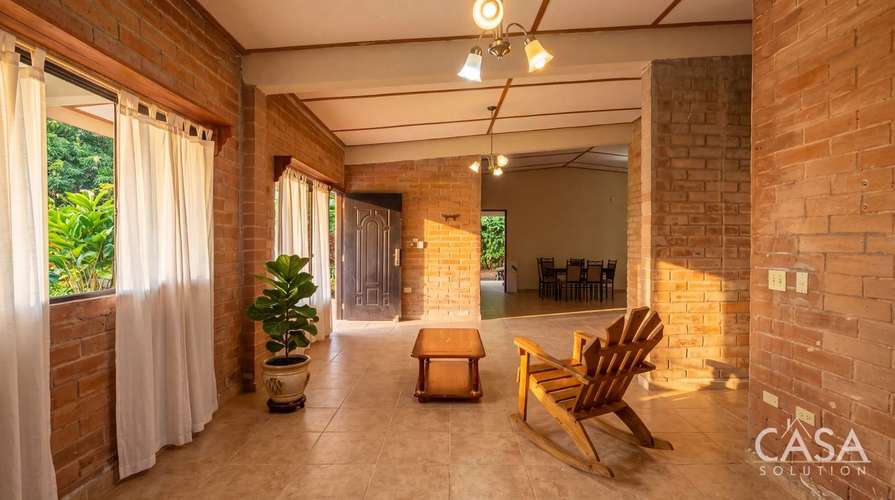 Casa de 3 Habitaciones en Venta sobre un Terreno de 1.89 Acres en Santa Fe, Veraguas - Imagen 7