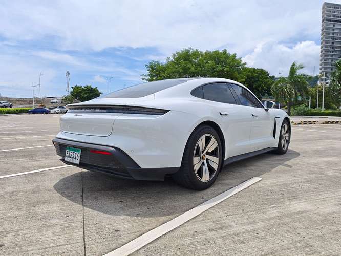 Porsche Taycan