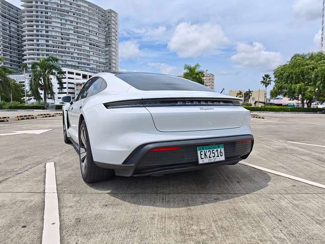 Porsche Taycan