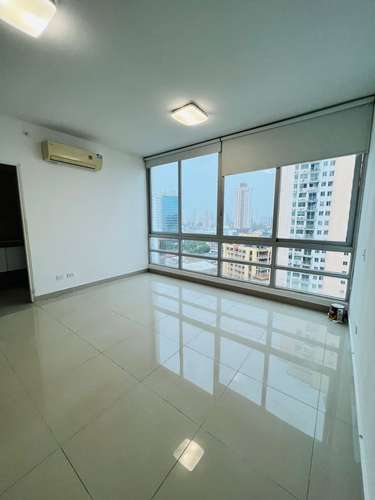 Alquilo apartamento en El Cangrejo, 2 recamaras, línea blanca o solo aires acondicionados, 100m2, Balcon. - Imagen 8