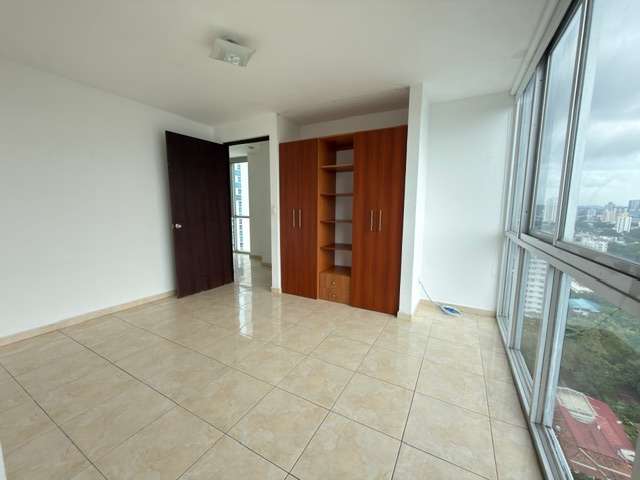 Alquilo apartamento en San Francisco, 2 recamaras con baño, linea blanca, 95m2, área social completa. - Imagen 12