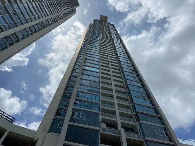 Exclusivo PH The Regent en Costa del Este: 2 Rec, Vista al mar y Amenidades de Lujo