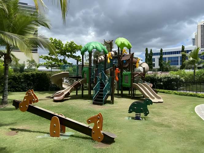 Exclusivo PH The Regent en Costa del Este: 2 Rec, Vista al mar y Amenidades de Lujo