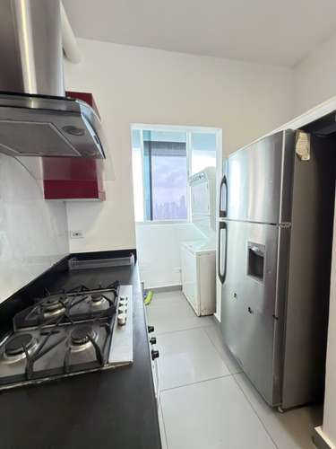 Alquilo apartamento en San Francisco, 2 recamaras, semi-amoblado, 95m2, cerca de Parque Omar.