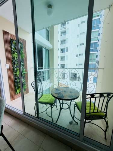 Alquilo apartamento en San Francisco, 2 recamaras, amoblado, cuarto y baño de empleada, remodelado, balcón, 110m2. - Imagen 6