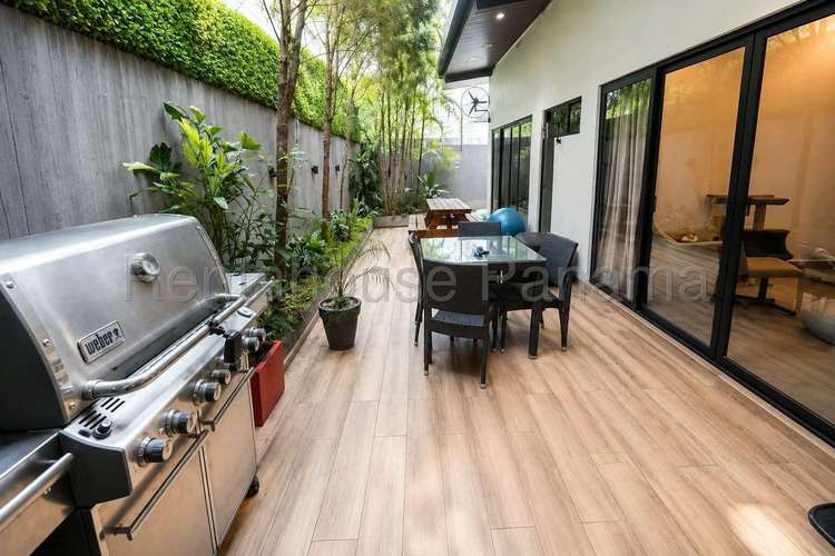 Venta de casa en Coco del Mar    ak