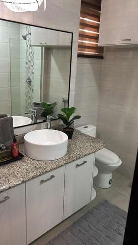 Apartamento en venta en Boquete, Chiriquí, con vista a las montañas y balcón - Imagen 12