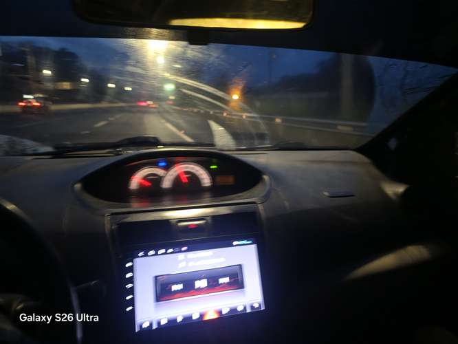 Toyota yaris 2008 automatico com cupo   - Imagen 11